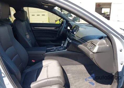 2022 Honda Accord Sport z USA, uszkodzony, nr VIN 1HGCV1F3XNA104259